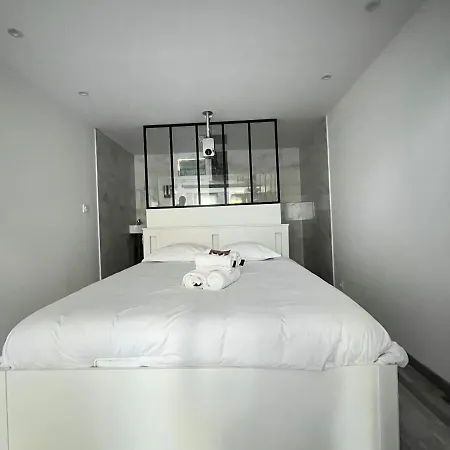 Night And Jacuzzi Exterieur Balneotherapie Sauna Billard Wifi Nancy