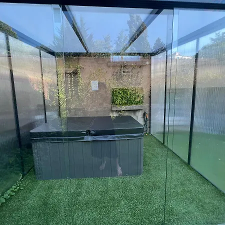 Night And Jacuzzi Exterieur Balneotherapie Sauna Billard Wifi *